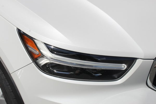 2022 Volvo XC40 Momentum in McDonough, GA - McDonough Hyundai